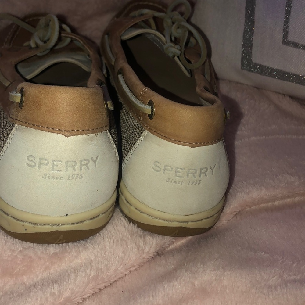 Sperry’s - Picture 3 of 5